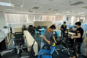Chuyên Gia Giặt Thảm Văn Phòng – Sạch Sâu, Diệt Khuẩn, Bền Màu
